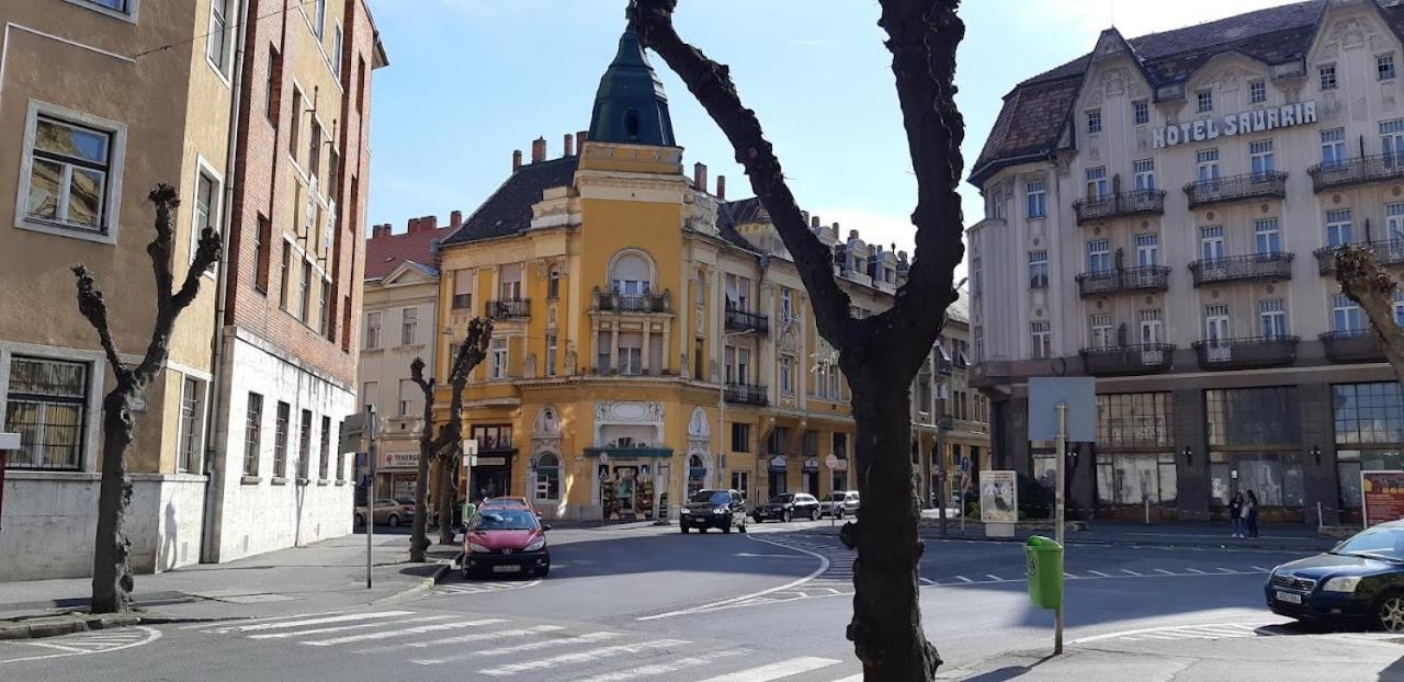 Szell 3 Apartman Apartment Szombathely Exterior photo