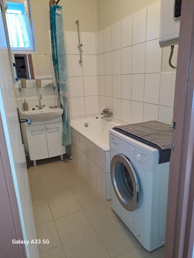 Szell 3 Apartman Apartment Szombathely Exterior photo