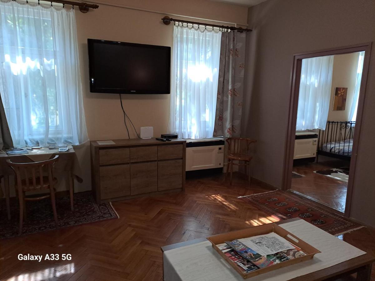 Szell 3 Apartman Apartment Szombathely Exterior photo